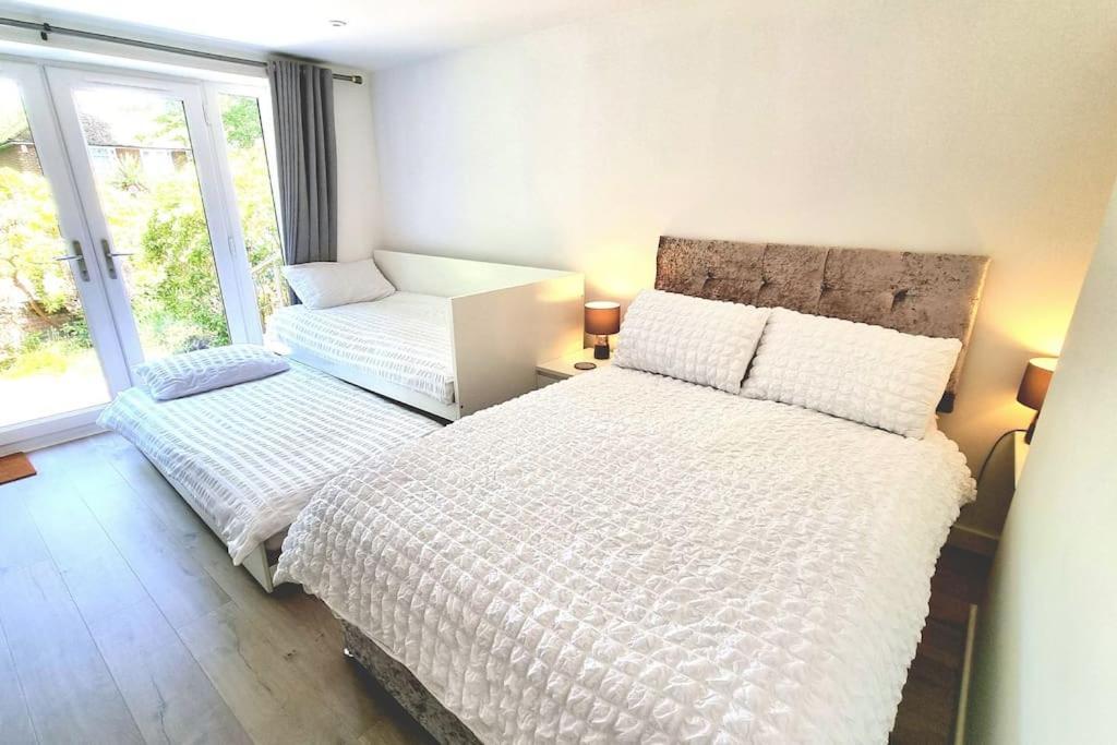 Private Self-Contained Place Bournemouth Bagian luar foto